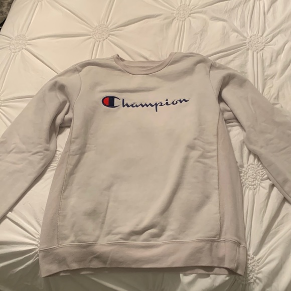 Champion crewneck size XL fits women size M/L - Picture 1 of 2